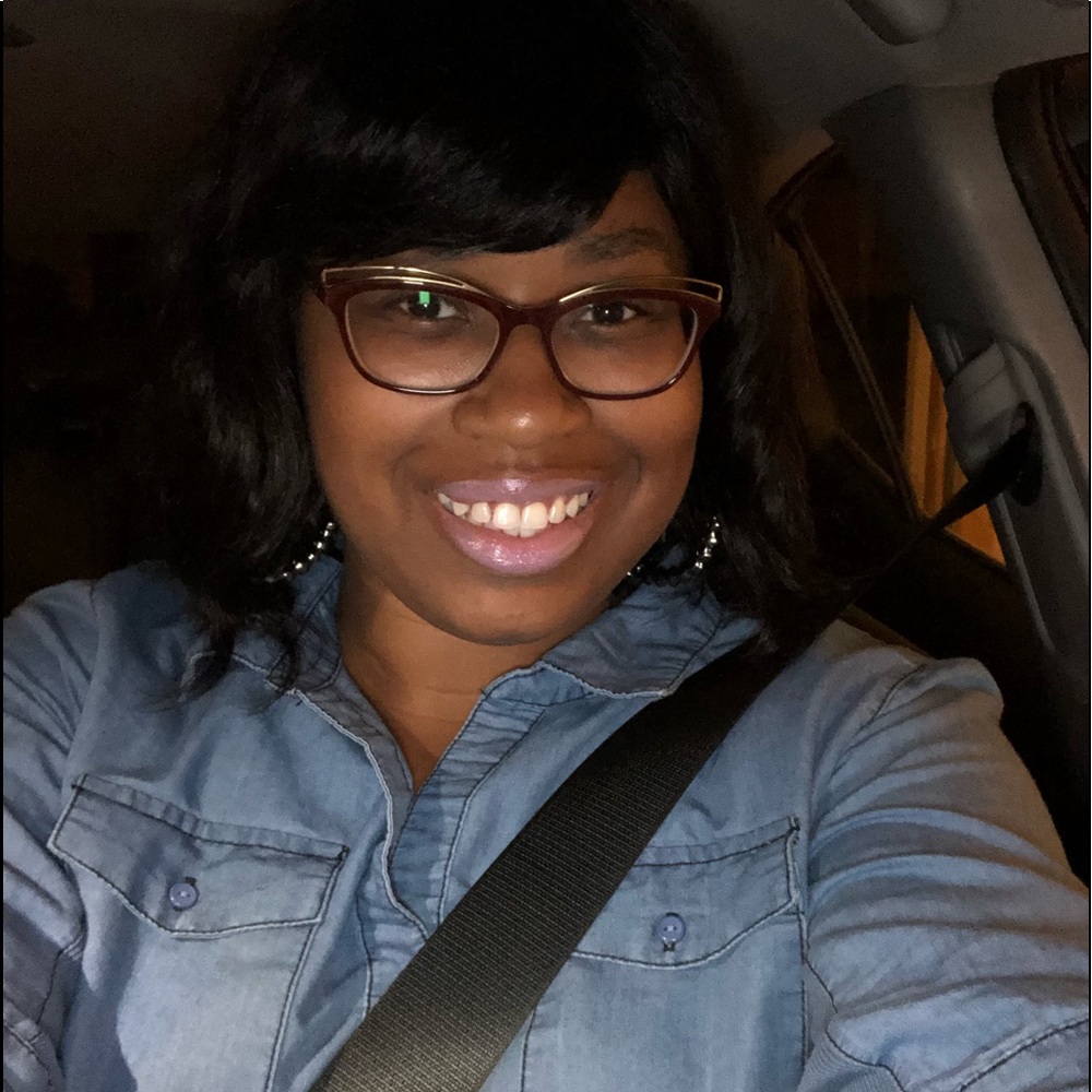 Meet your Posher, Jameka